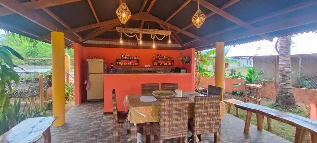 Saschas Place Siquijor Εξωτερικό φωτογραφία